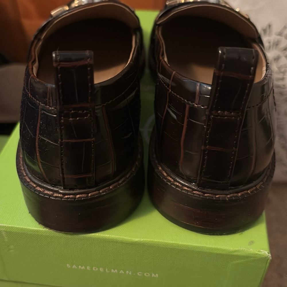 Sam Edelman Espresso Croc Embossed Loafers Size 5.5 - Picture 3 of 5